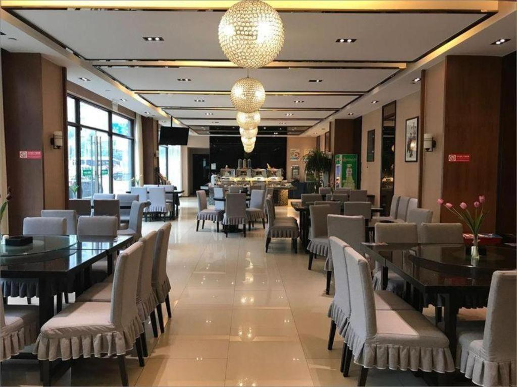 Jinjiang Inn Select Wuhan Xinhua Road Xiehe Hospital מראה חיצוני תמונה