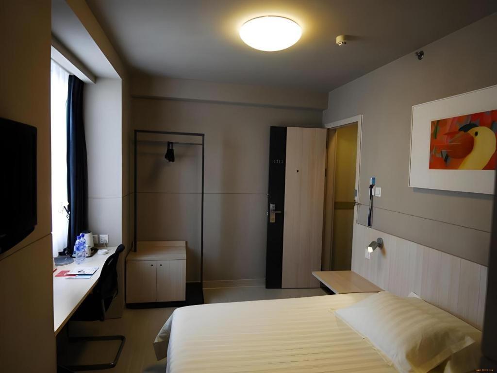 Jinjiang Inn Select Wuhan Xinhua Road Xiehe Hospital מראה חיצוני תמונה