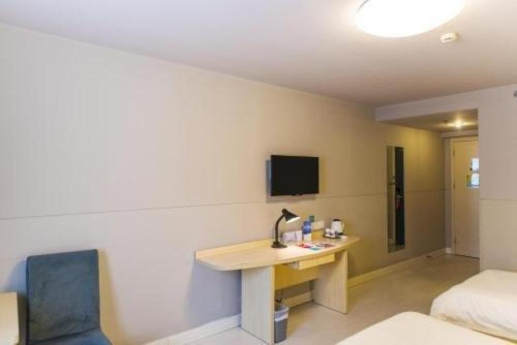 Jinjiang Inn Select Wuhan Xinhua Road Xiehe Hospital מראה חיצוני תמונה