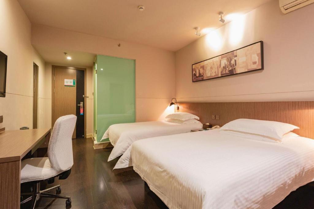 Jinjiang Inn Select Wuhan Xinhua Road Xiehe Hospital מראה חיצוני תמונה