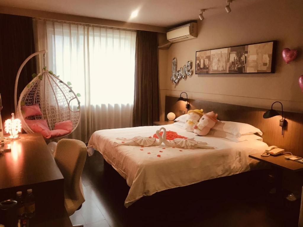 Jinjiang Inn Select Wuhan Xinhua Road Xiehe Hospital מראה חיצוני תמונה