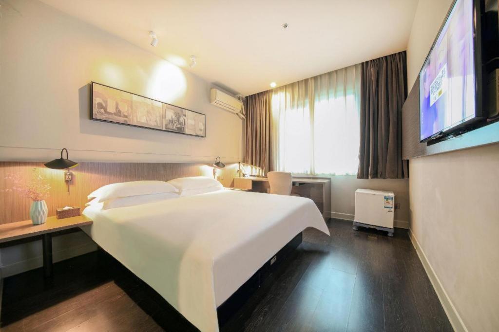 Jinjiang Inn Select Wuhan Xinhua Road Xiehe Hospital מראה חיצוני תמונה