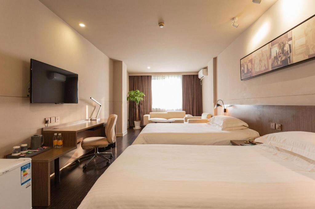 Jinjiang Inn Select Wuhan Xinhua Road Xiehe Hospital מראה חיצוני תמונה