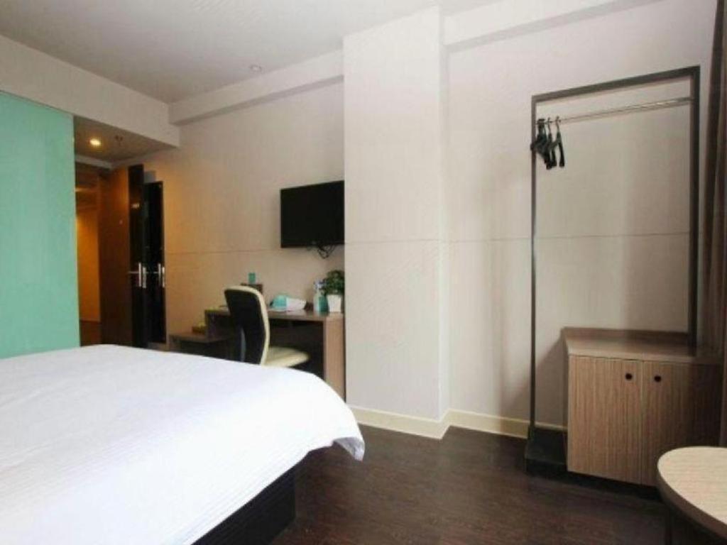 Jinjiang Inn Select Wuhan Xinhua Road Xiehe Hospital מראה חיצוני תמונה