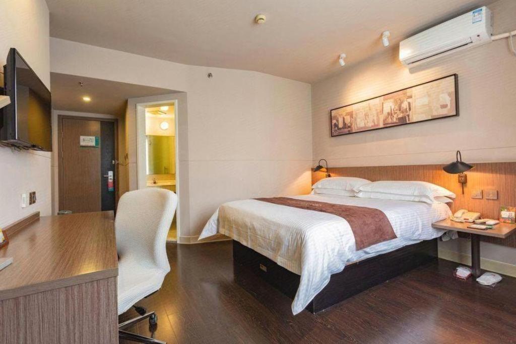 Jinjiang Inn Select Wuhan Xinhua Road Xiehe Hospital מראה חיצוני תמונה